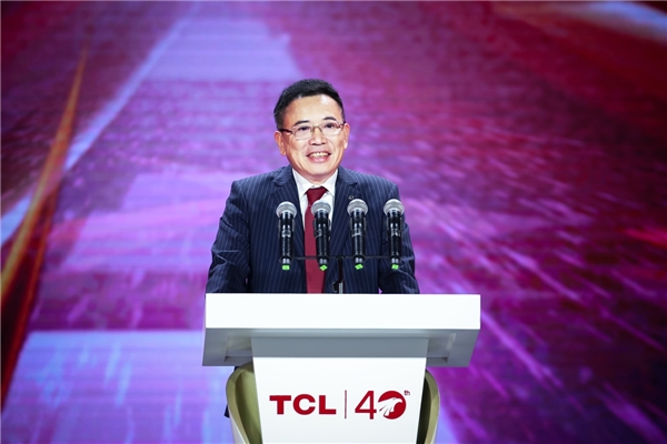 TCL官方授权传记《万物生生》首发